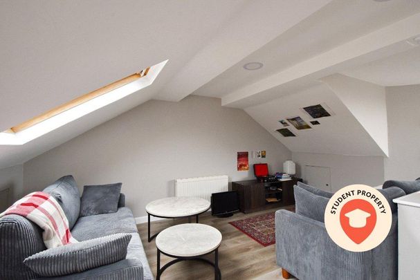 3 bedroom apartment to rent - Photo 1