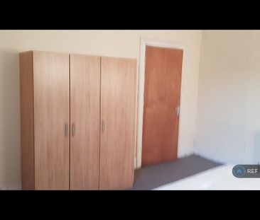 4 bedroom maisonette to rent - Photo 6