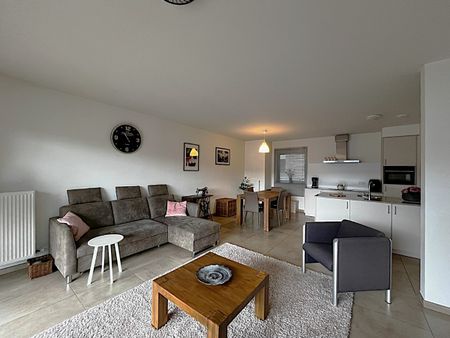 Leuk één-slaapkamer appartement met groot terras. - Foto 4