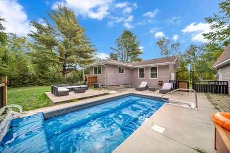 For Lease - 14 Young Street, Kawartha Lakes, Ontario - Photo 4