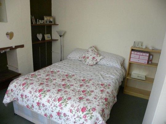 5 bedroom house share to rent - Photo 1