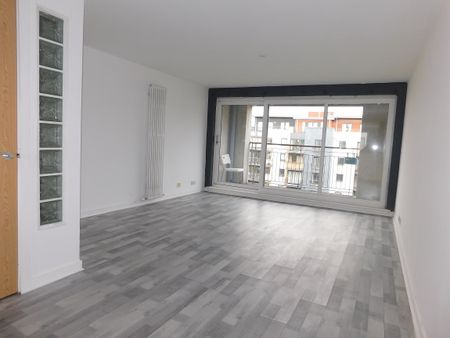 East Pilton Farm Crescent, Edinburgh, EH5 2GG - Photo 2