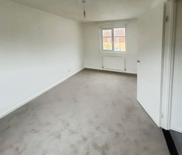 3 bedroom unspecified - Photo 1