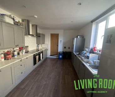 8 bedroom house share to rent - Photo 4