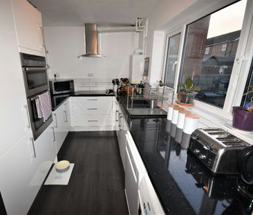 Semi-detached house to rent on - Photo 1