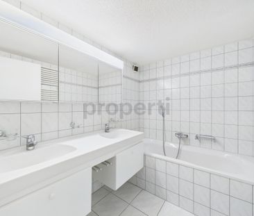 Grosszügige 3-Zimmer-Wohnung mit historischem Charme im Herzen von ... - Photo 3