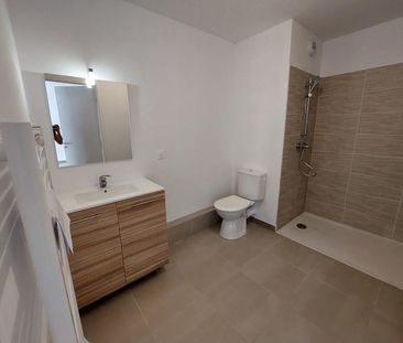 location Appartement T2 DE 42.29m² À NIMES - Photo 5
