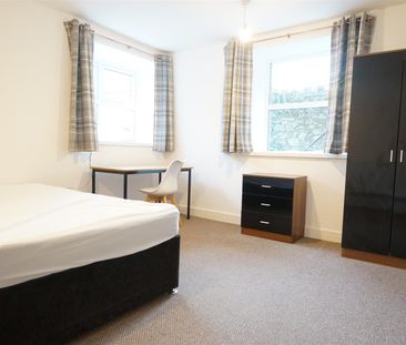 Basement Flat 54 Holyhead Road - Photo 4