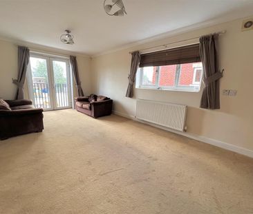 235 Heath End Road, Nuneaton, CV10 - Photo 6