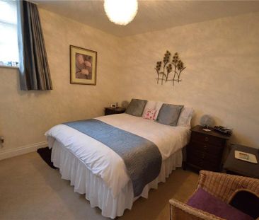 3 bedroom apartment to rent - Photo 3