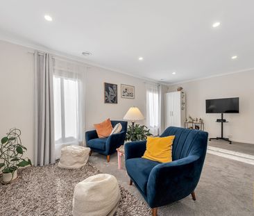 Experience Stylish Living and Generous Space in Vibrant Tarneit! - Photo 4
