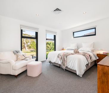 1/50 Adeney Avenue, Kew VIC 3101 - Townhouse For Rent | Domain - Photo 2