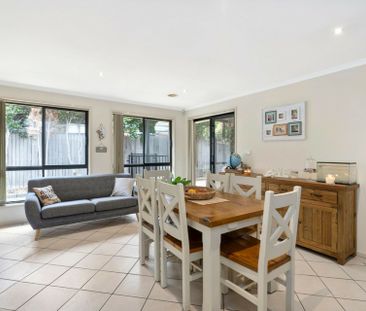 Beautiful Family Home! - Photo 3