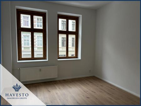 Frisch renovierte 2-Raumwohnung mit Einbauküche & ca. 50 m² Wohnkomfort! - Photo 3