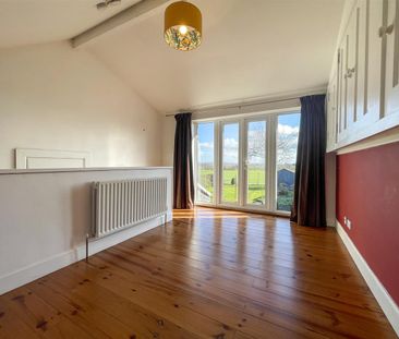 3 Bed Cottage - Terraced - Photo 6