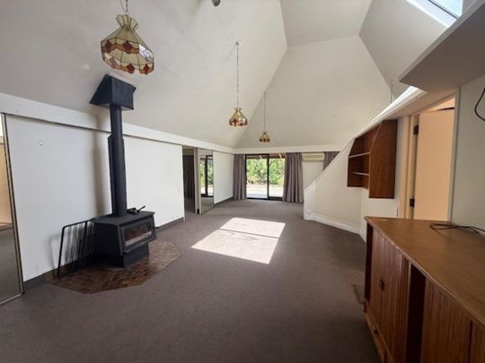 Quiet Living Surrounded by Vineyards - Photo 1