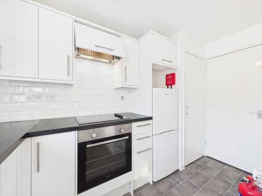 Sutton Close, Beckenham, BR3, London - Photo 1
