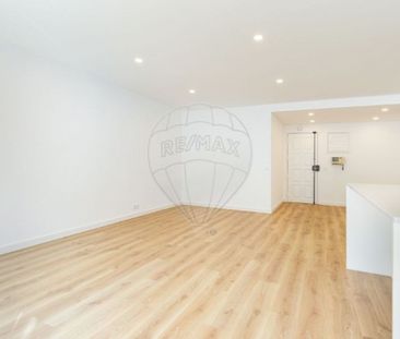 2 room luxury Apartment for rent in Cascais e Estoril, Portugal - Photo 2