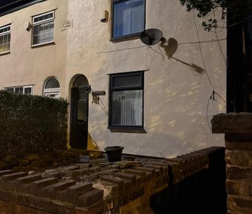 3 bedroom terraced house to rent - Photo 2