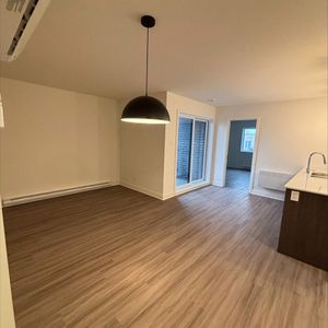 3 CH - 1 SDB - Saint-Hyacinthe - $1,650 /mo - Photo 3