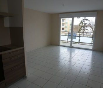 À louer / Appartement F3 / BESANCON QUARTIER SAINT-CLAUDE 14 B rue ... - Photo 4