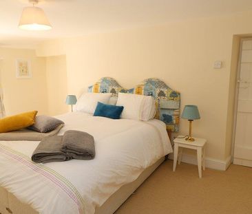 2 bedroom semi-detached house to rent - Photo 4