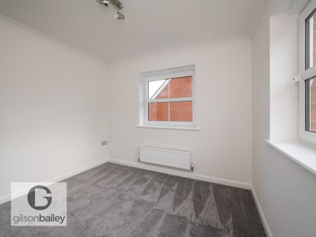 Windsor Park Gardens, Norwich, Norfolk - Photo 4