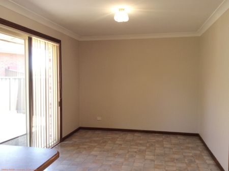 2 Bedroom Duplex - East Dubbo - Photo 3