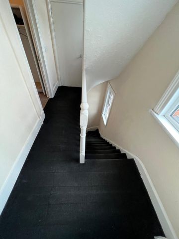 6 bedroom end of terrace house to rent - Photo 5