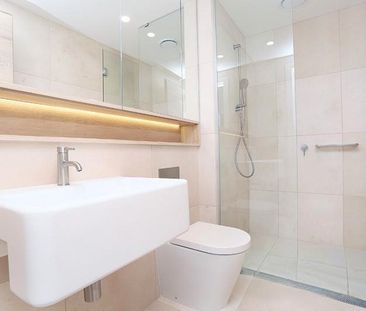 602/12 Queens Road, Melbourne, VIC, 3004 - Photo 6