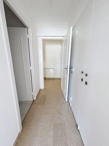 Location Appartement 3 pièces 72m² MOUGINS 06250 - Photo 3