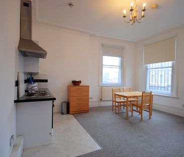 Hornsey Road, Islington, N7 - Photo 1