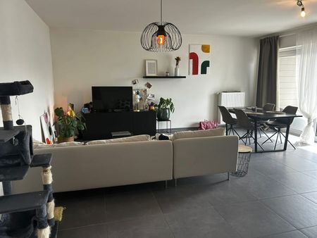 Appartement te huur - Foto 2