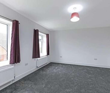 Sunnyside, Tingley, WF3 - Photo 5