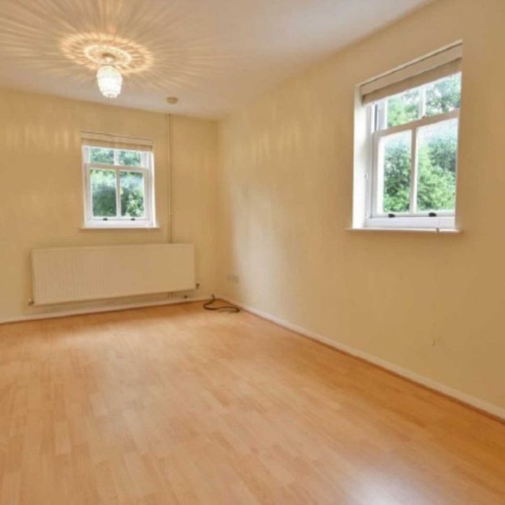 1 bed Flat for rent - Photo 1