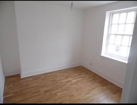 2 Bed Maisonette, Lower Market Street, BN3 - Photo 5