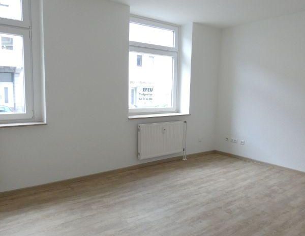 *** Modernisierte 2-Zi-Wohnung in Essen-Frohnhausen sucht einen neuen Mieter *** - Photo 1