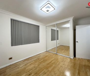 Spacious & Conveniently Located Apartment - Perfect for Couples or ... - Photo 2