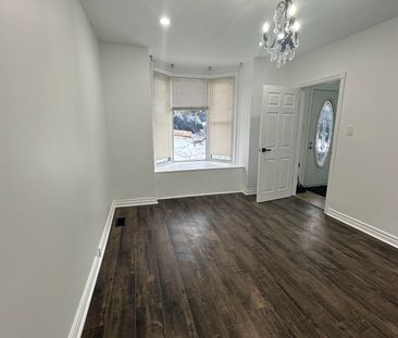 For Lease - 96 Gurnett Street Unit# Main, Aurora, Ontario - Photo 3