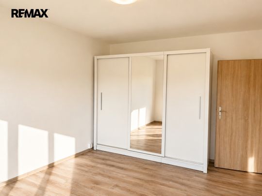 Pronájem bytu 2+1 52 m² - Photo 1