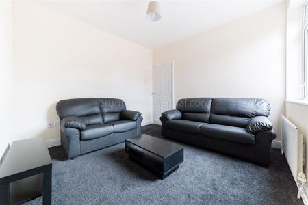 4 bed flat to rent in Coast Road, Heaton, NE7 - Photo 3