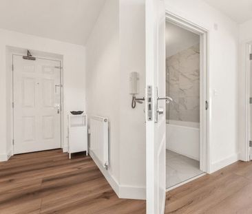 Aster Way, Cambridge £1,700 pcm ⓘ The monthly or weekly payment req... - Photo 5