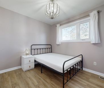 For Lease - 142 Patterson Road Unit# Main Floor, Barrie, Ontario - Photo 2