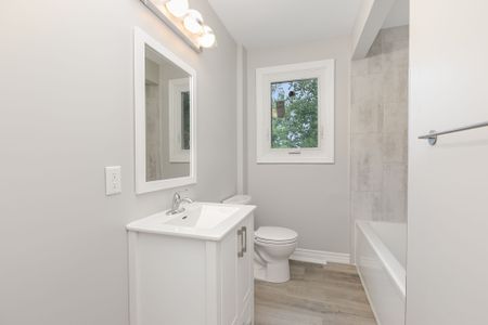 For Lease - 201 High Street Unit# Upper, Whitby, Ontario - Photo 5