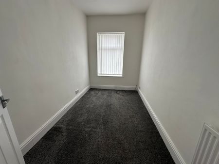 Lever Street, Radcliffe - Photo 4