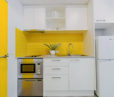 Twin Bunk Bed Studio(Mid floor Level 6-15) - Photo 4