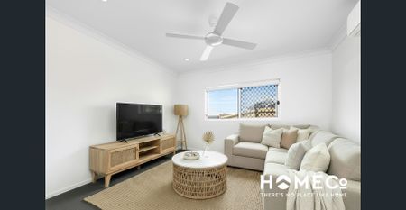 Pet Friendly Large Home - Entertainers Dream - Photo 2