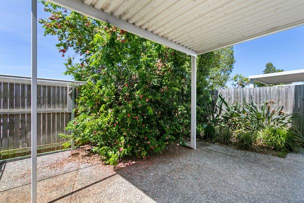 Modern Townhouse! Two Car Accomodation Townhouse - Photo 1