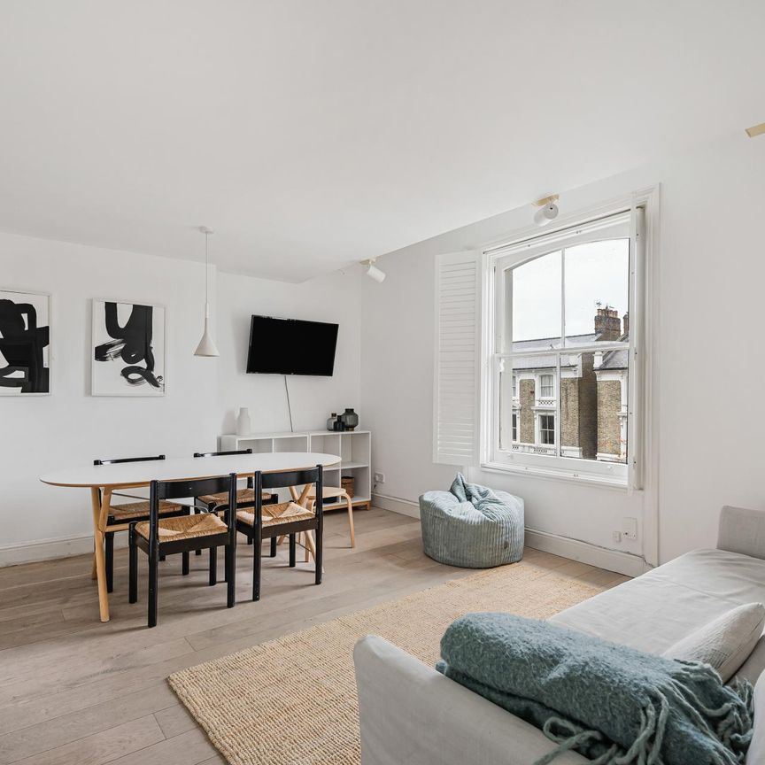 Oxford Gardens - Photo 1