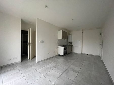 Location appartement 2 pièces, 34.09m², Golbey - Photo 2